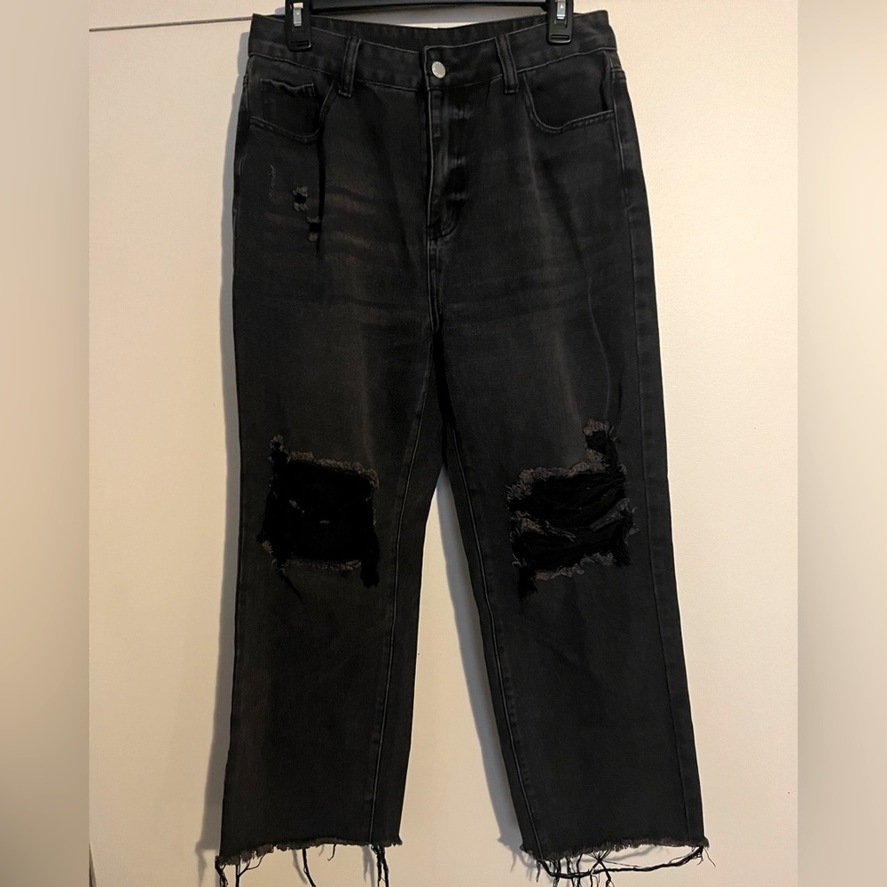 Black mom jeans